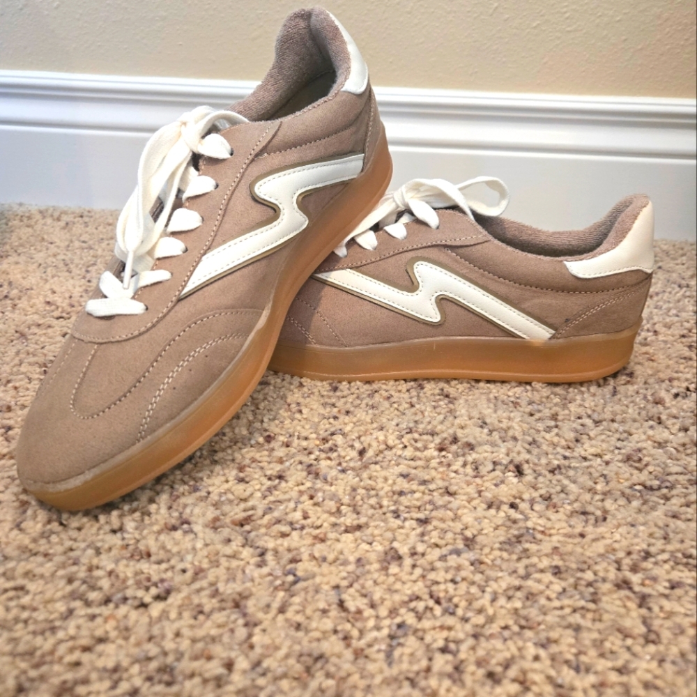Madden girl taupe sneakers